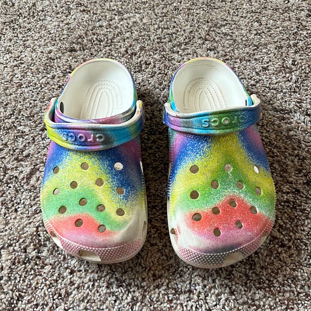 Crocs